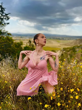 OnlyFans account  s91354099coopiee header 2