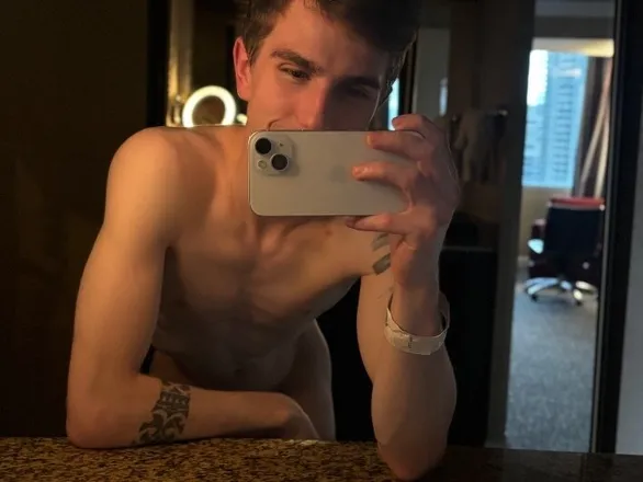 OnlyFans account  michael_tr header 2