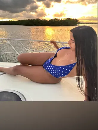 OnlyFans account  bleidi_vip header 2