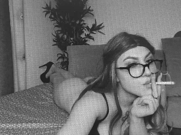 OnlyFans account  salylith header 2