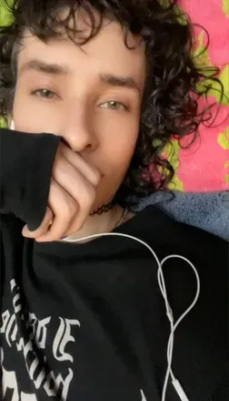 OnlyFans account  thestrayalien avatar 1
