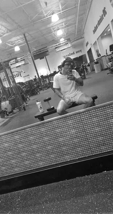 OnlyFans cuenta trent_long24 header 2