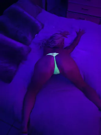OnlyFans cuenta niveahbenz header 2