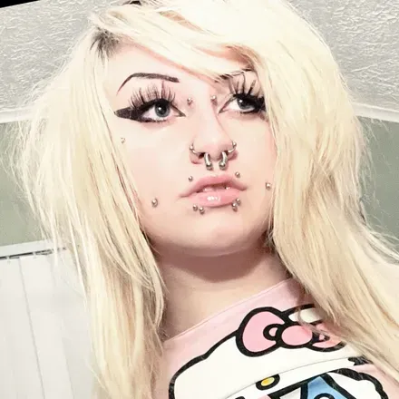 OnlyFans cuenta zombiexxx header 2