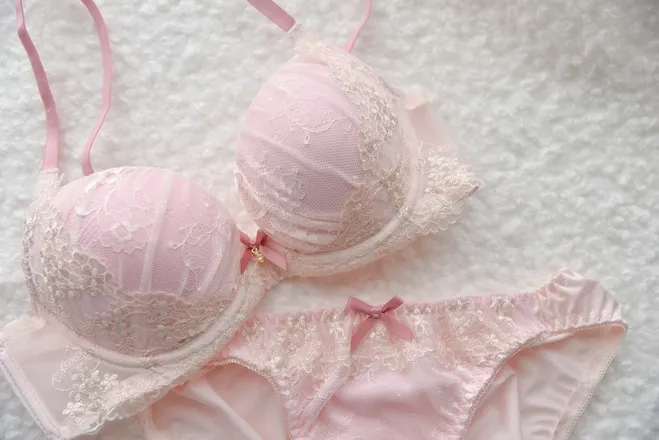 OnlyFans cuenta softly_sakichan header 2