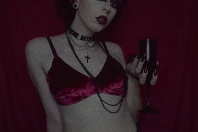 OnlyFans account  spiderslt header 2
