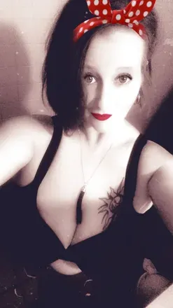 OnlyFans cuenta bigtittysexkitten4u avatar 1