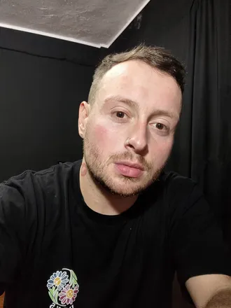 OnlyFans cuenta el.kuhn header 2