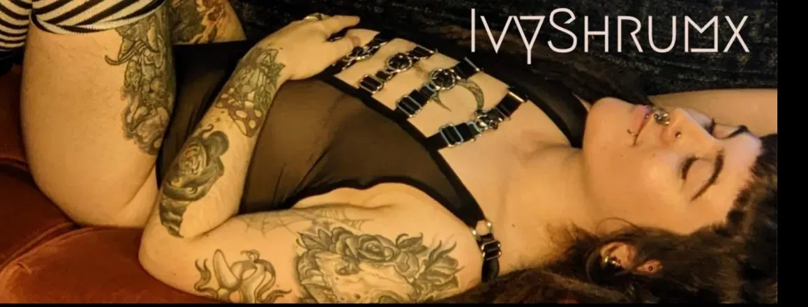 OnlyFans cuenta ivyshrumx header 2