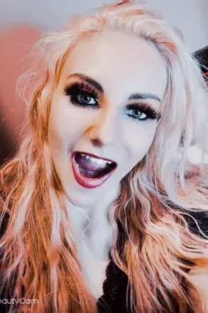 OnlyFans cuenta sally.vixen666 avatar 1