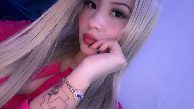 OnlyFans account  imalien header 2