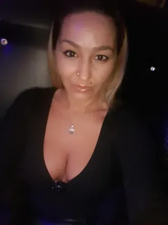 OnlyFans cuenta nikole86 header 2