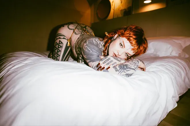 OnlyFans cuenta lohhtuz header 2
