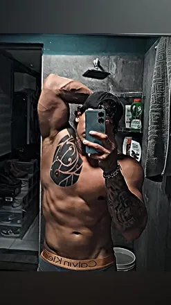 OnlyFans cuenta sugarbastian header 2