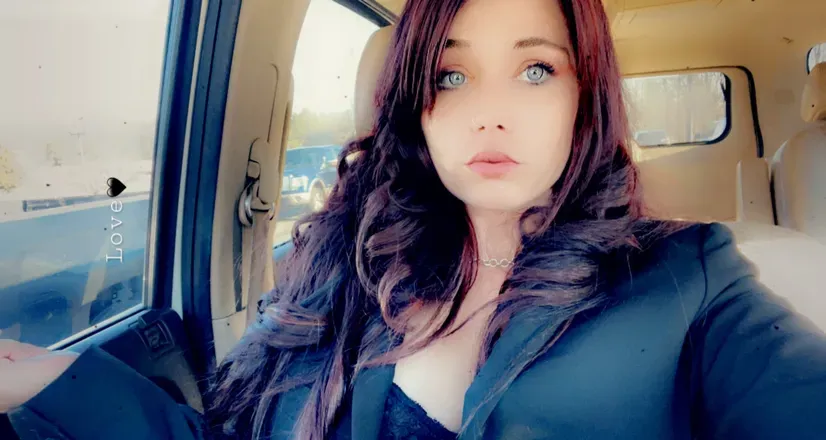 OnlyFans cuenta taybay0618 header 2