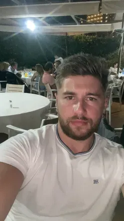 OnlyFans cuenta alexbaciu0427 avatar 1