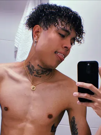 OnlyFans cuenta yorkaelatin avatar 1