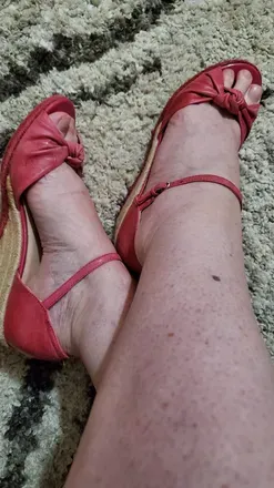 OnlyFans account  sexyandthefeet avatar 1