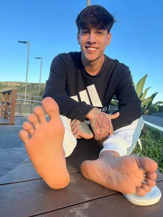 OnlyFans cuenta tattooboyfeet avatar 1