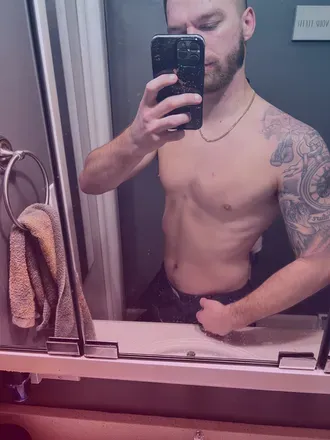 OnlyFans account  ceece99 avatar 1