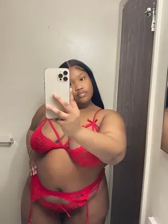 OnlyFans cuenta queennmonicaaa avatar 1