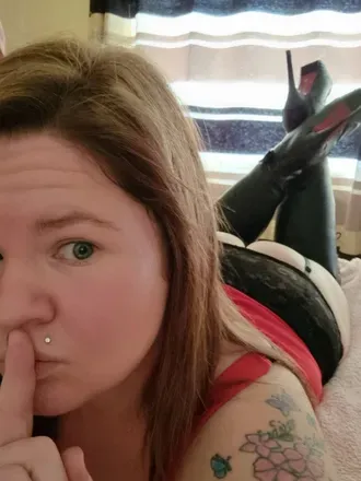 OnlyFans cuenta foxyhot_pussy69 header 2