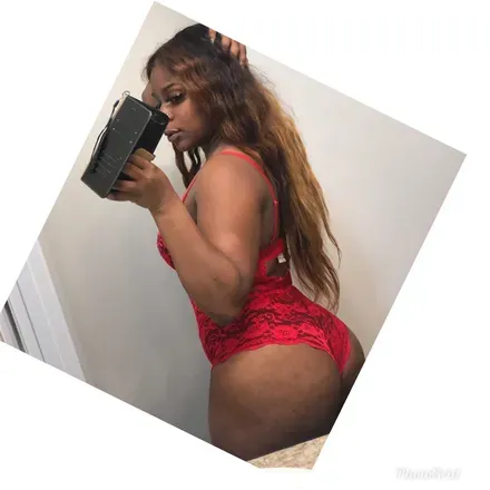 OnlyFans of sweetlikeeehoneyyy