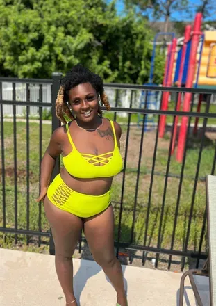 OnlyFans account  chocoareii avatar 1