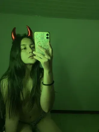 OnlyFans cuenta cristinahurtado30 avatar 1