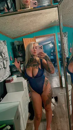 OnlyFans cuenta augustmarie69 header 2