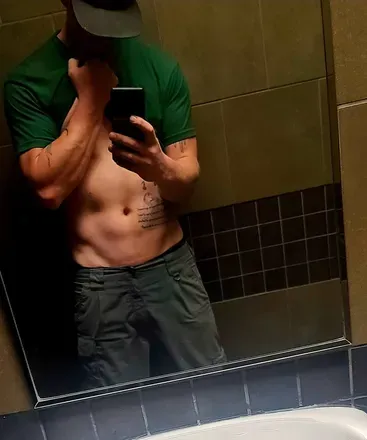 OnlyFans cuenta matt6989 avatar 1