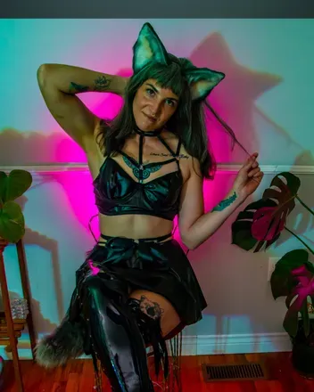 OnlyFans cuenta sariafoxx avatar 1