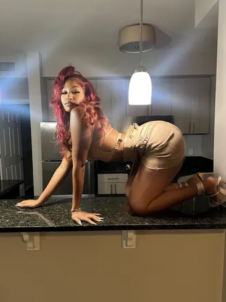 OnlyFans cuenta kartel.nina header 2