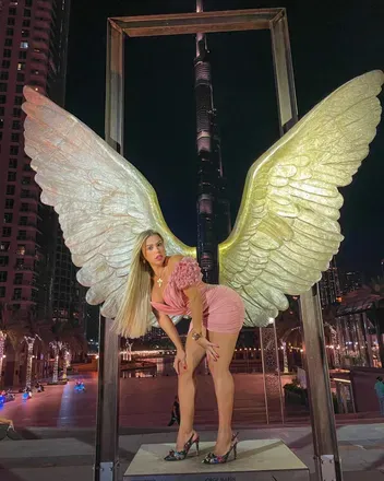 OnlyFans cuenta safirabeautiful header 2
