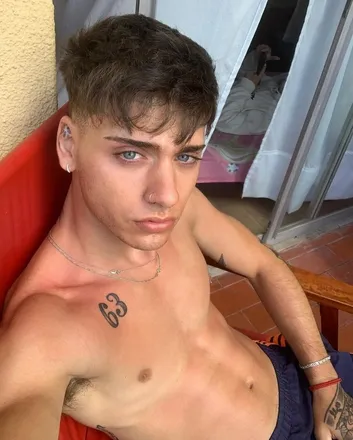 OnlyFans account  onlyginox header 2