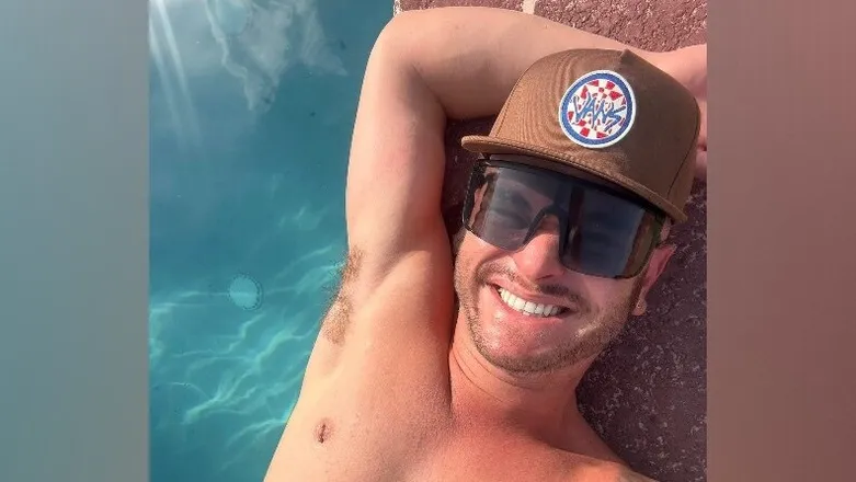 OnlyFans account  its_chrisvalor header 2
