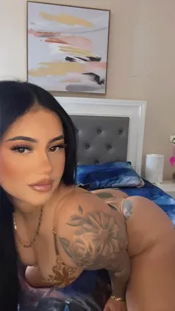 OnlyFans account  mamic24 previous_avatars_1 2