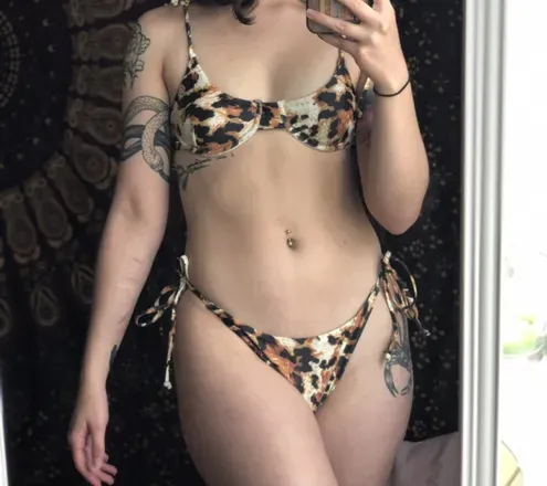OnlyFans cuenta scarlet-moon69 avatar 1