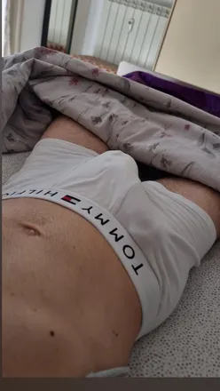 OnlyFans account  mic_330 header 2