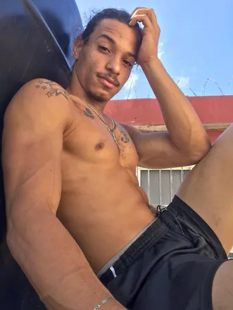 OnlyFans cuenta bryanp_diaz header 2