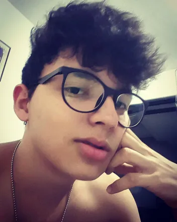 OnlyFans cuenta luxxifer_626 header 2