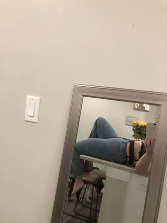 OnlyFans cuenta shortbaddie header 2