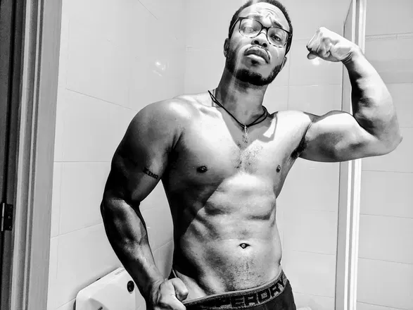OnlyFans cuenta yamansthicc avatar 1