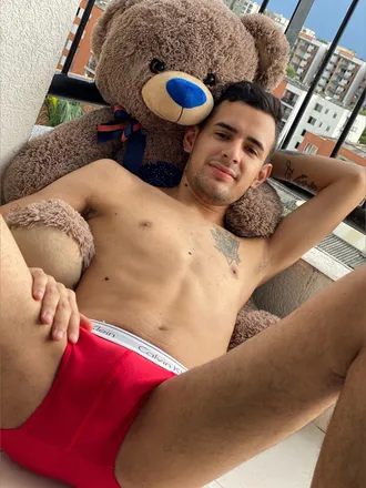 OnlyFans cuenta yohandrycacre5 header 2