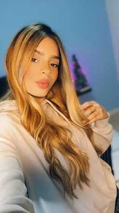 OnlyFans cuenta nicole_whiteex header 2