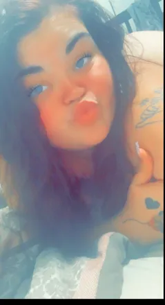 OnlyFans cuenta momoftwo1521 header 2
