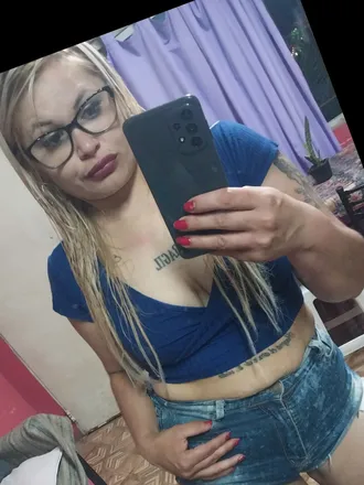 OnlyFans cuenta belonly002 header 2
