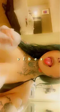 OnlyFans cuenta itsnikkiibitchh87 header 2