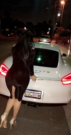 OnlyFans cuenta strawberrycakee header 2