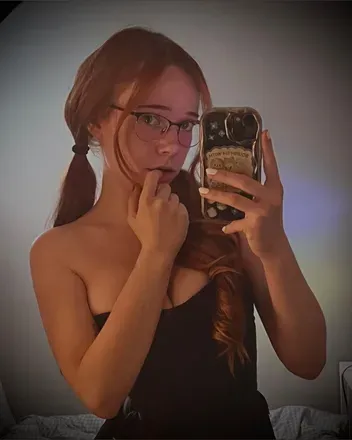 OnlyFans account  llolapop69 avatar 1
